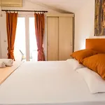 Apartments & Studios Tomanovic