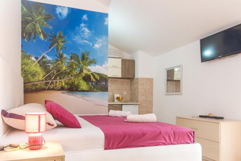 & Tomanovic Guest house Budva