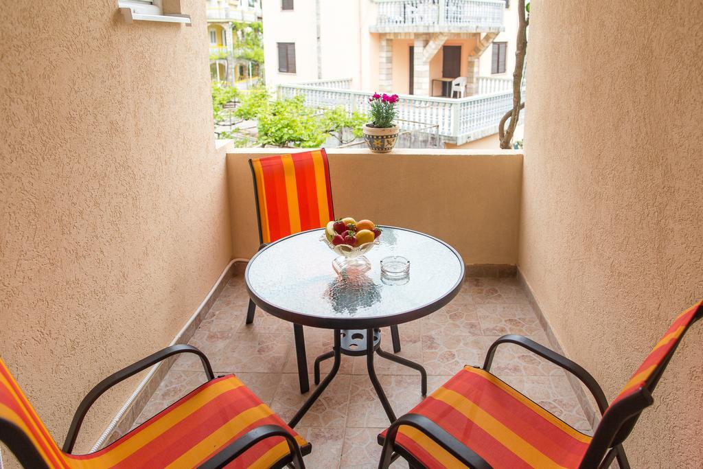 Guest house & Tomanovic