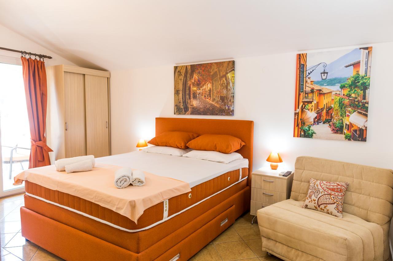 Guest house & Tomanovic