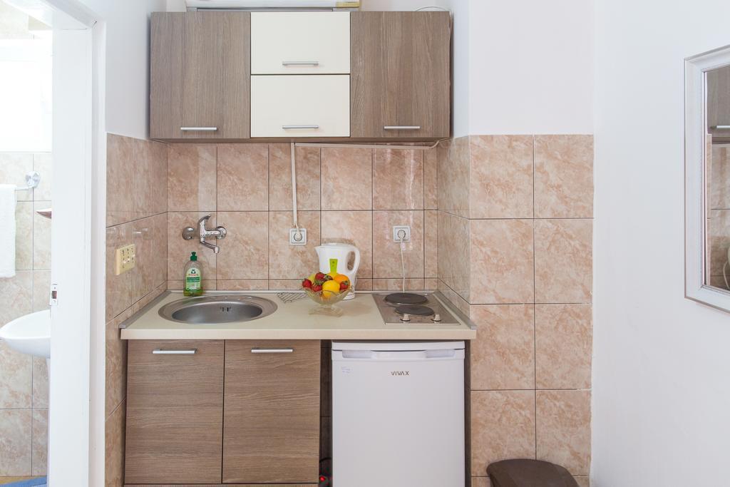 & Tomanovic Guest house